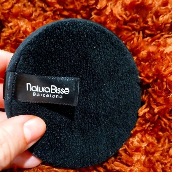 natura bisse Other - Black Facial Cleansing Pad